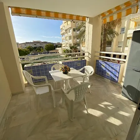 Apartamento Entero En La Carihuela A 50 M De La Playa